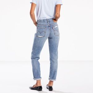 Levi’s Wedgie Fit Jeans size 27